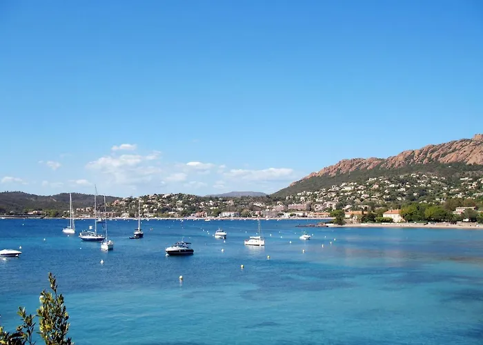 Апартаменты Les Bastides - O4 259 By Interhome