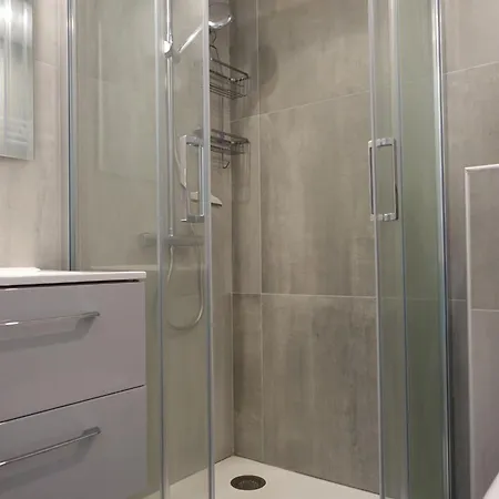 Apartamento Les Bastides - O4 259 By Interhome Saint-Raphaël