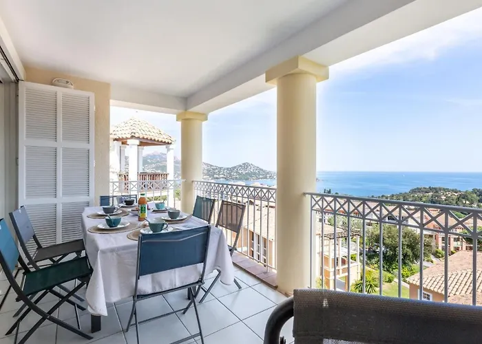 Appartement Les Bastides - O4 259 By Interhome Saint-Raphaël