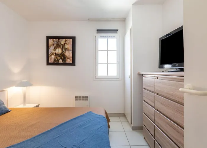 Les Bastides - O4 259 By Interhome * Saint-Raphaël